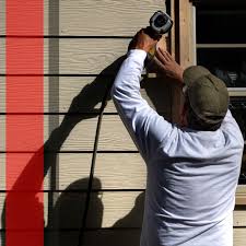 Siding Removal and Disposal in La Riviera, CA